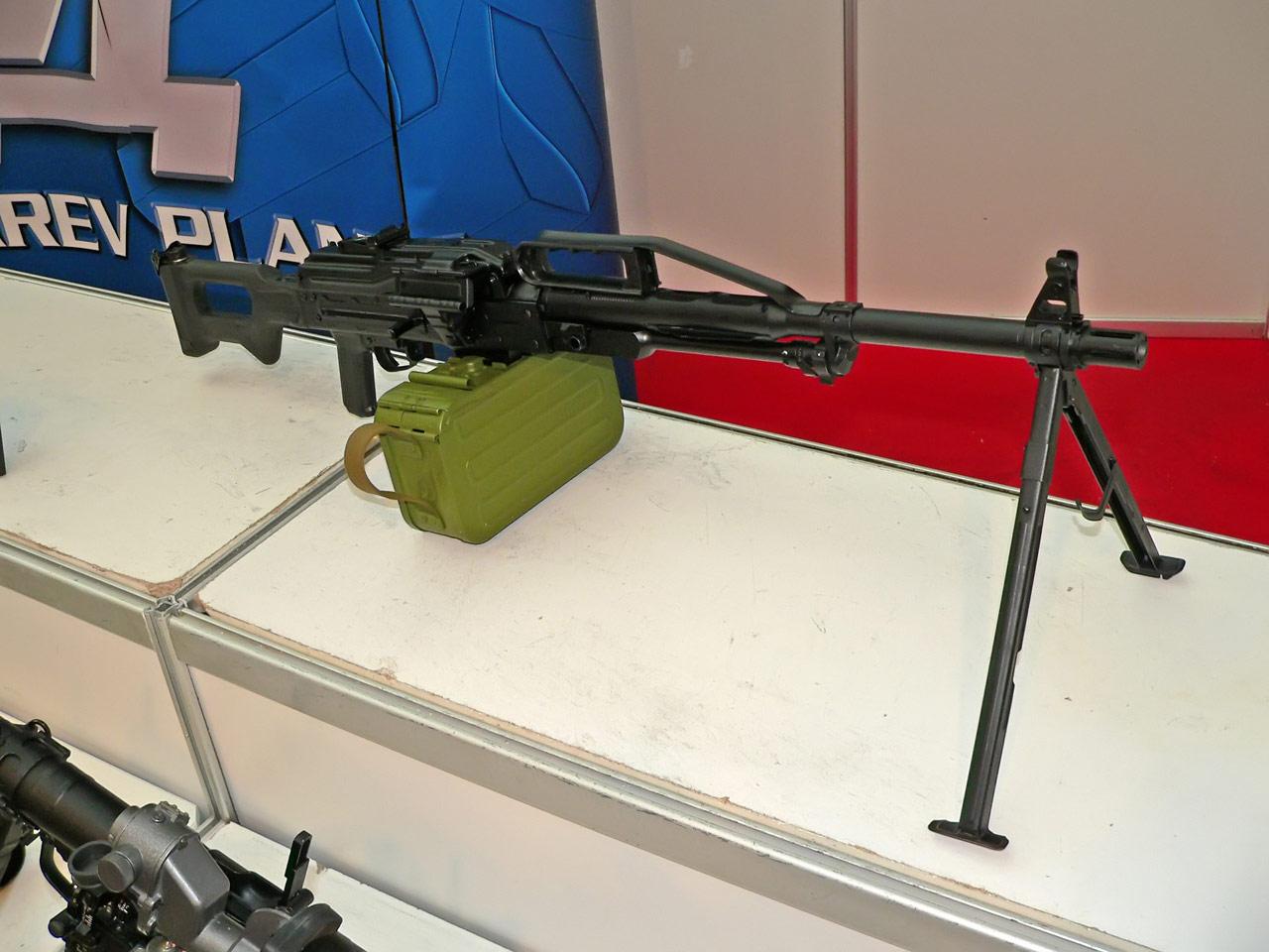 主题:俄军新型pecheneg通用机枪(我军已引进样品并将改造)
