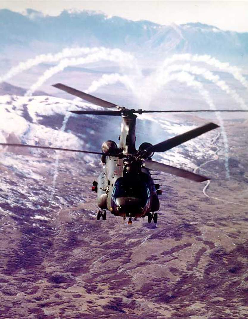 ch-46"海骑士"运输直升机(sea knight)首飞于1958年,正式服役于美国